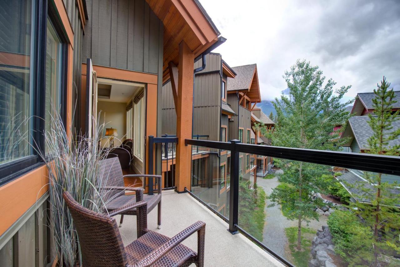 Misty Mountain- Premium 2 Bedroom Mountain View Canmore Buitenkant foto